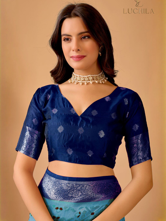 Woven Woven Design Zari Patola Saree with a Blouse piece