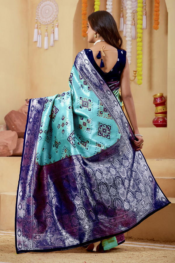 Luchila Woven Design Zari Patola Saree With Blouse Piece