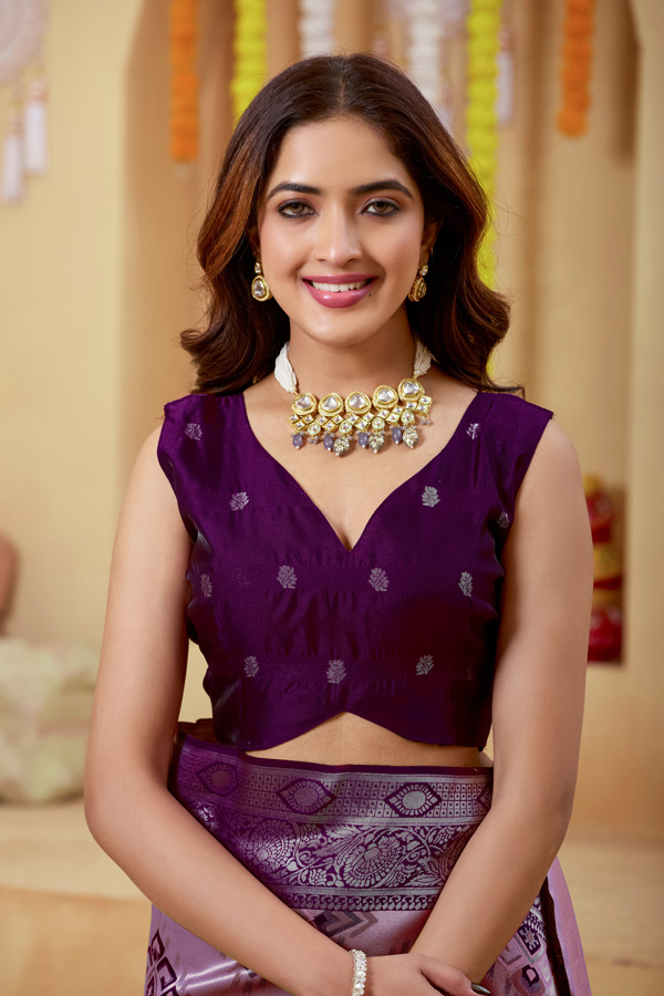 Luchila Woven Design Zari Patola Saree With Blouse Piece